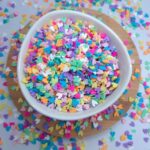 Aplique Biscuit Confete Coração Colorido 15gr