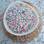 Aplique Fimo Confete Coração tie dye 15gr