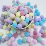 Pompom Mini Cores Candy 1,5cm- 100 unidade - Imagem 2