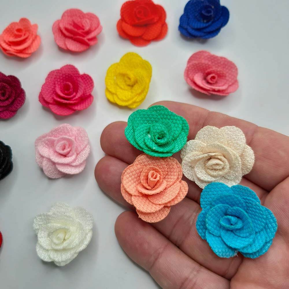 flor de tecido 3cm Aplique para Laços Flor De Tecido Poliéster 3cm- 04 unid